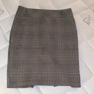 Plaid pencil skirt